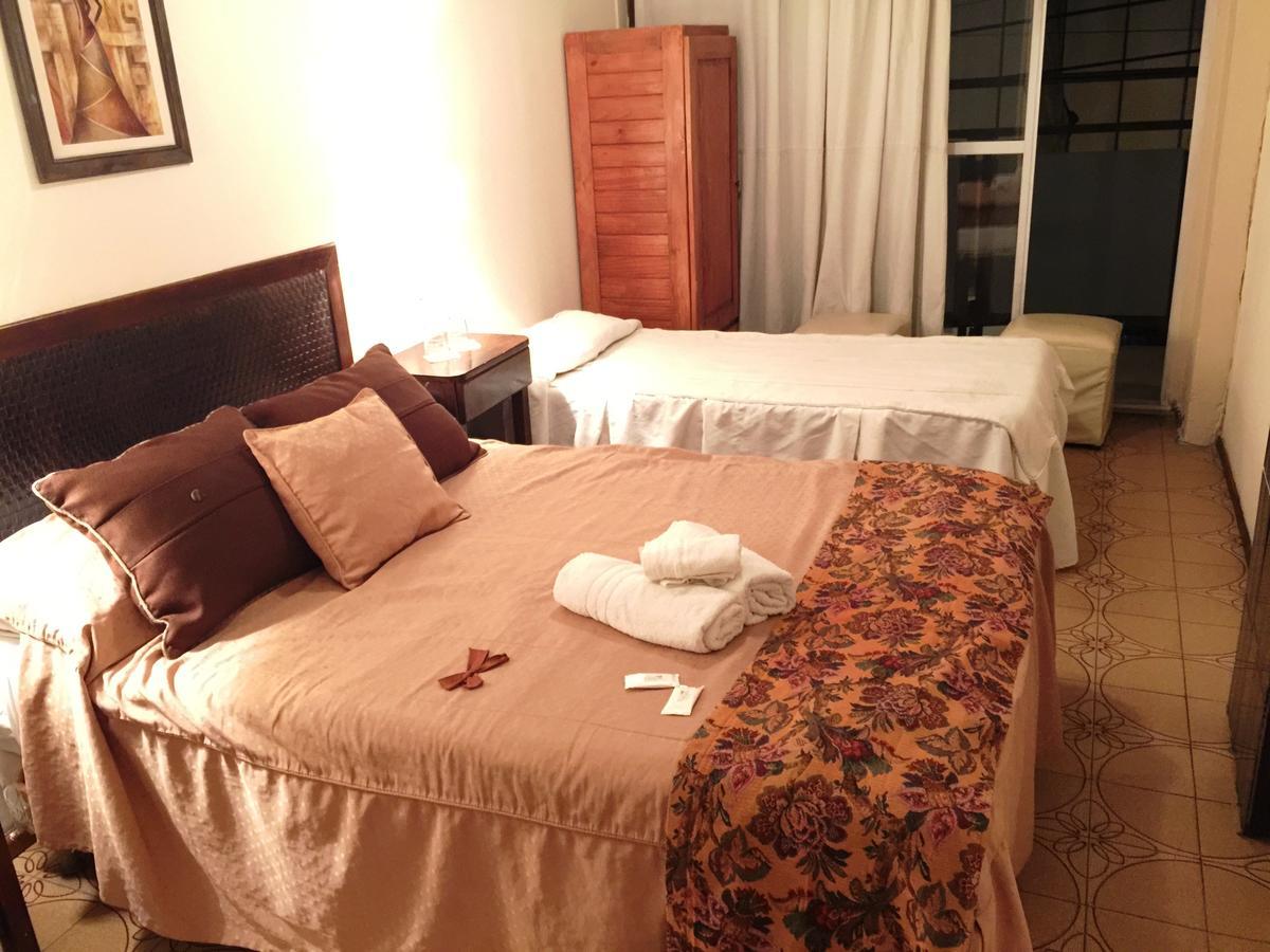 Hotel Neruda Мендоса Экстерьер фото